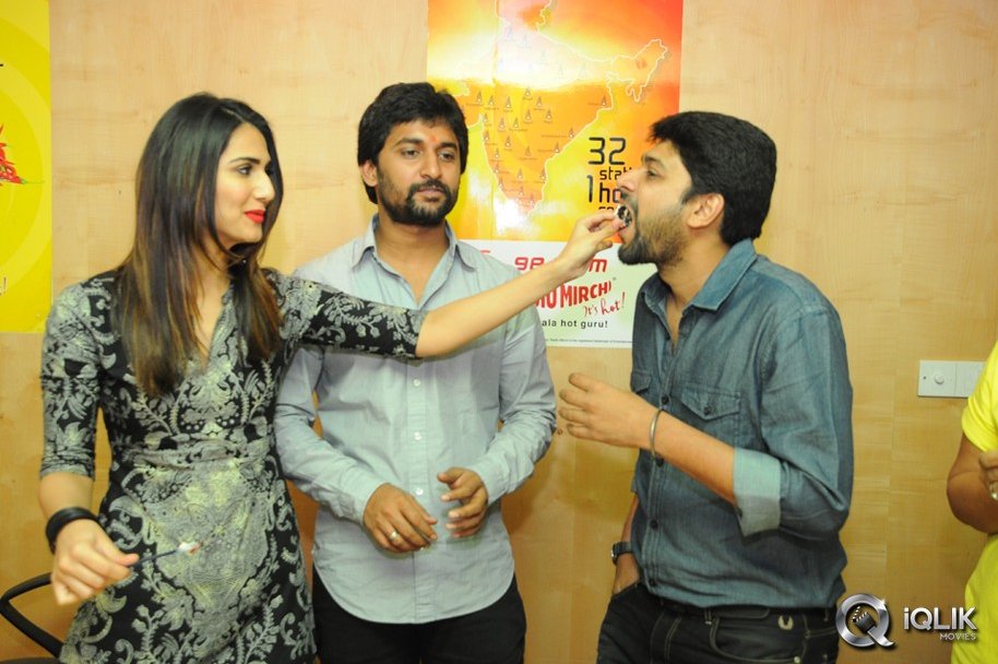 Aaha-Kalyanam-Team-Hungama-at-Radio-Mirchi